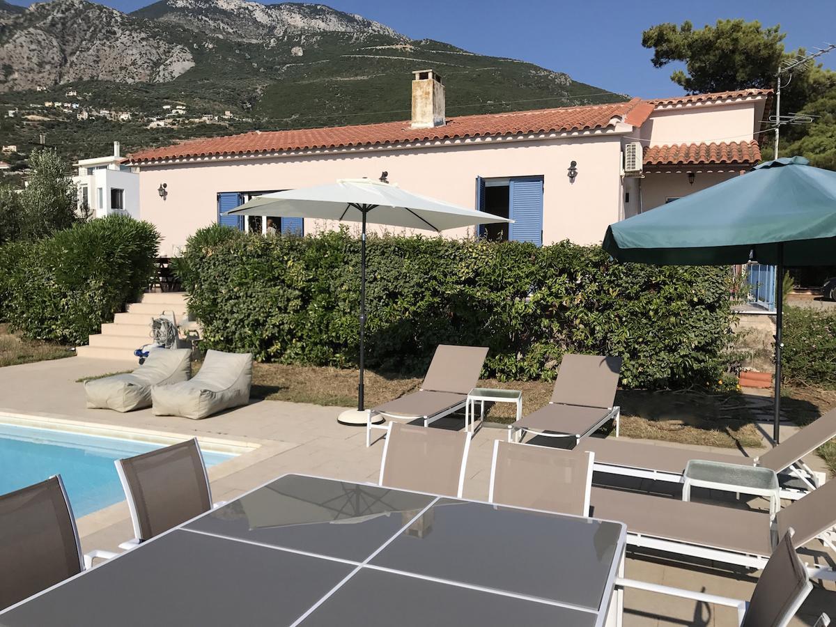 Irimar Retreat Managed By Hilltop Residences Μικρά Μαντίνια Εξωτερικό φωτογραφία