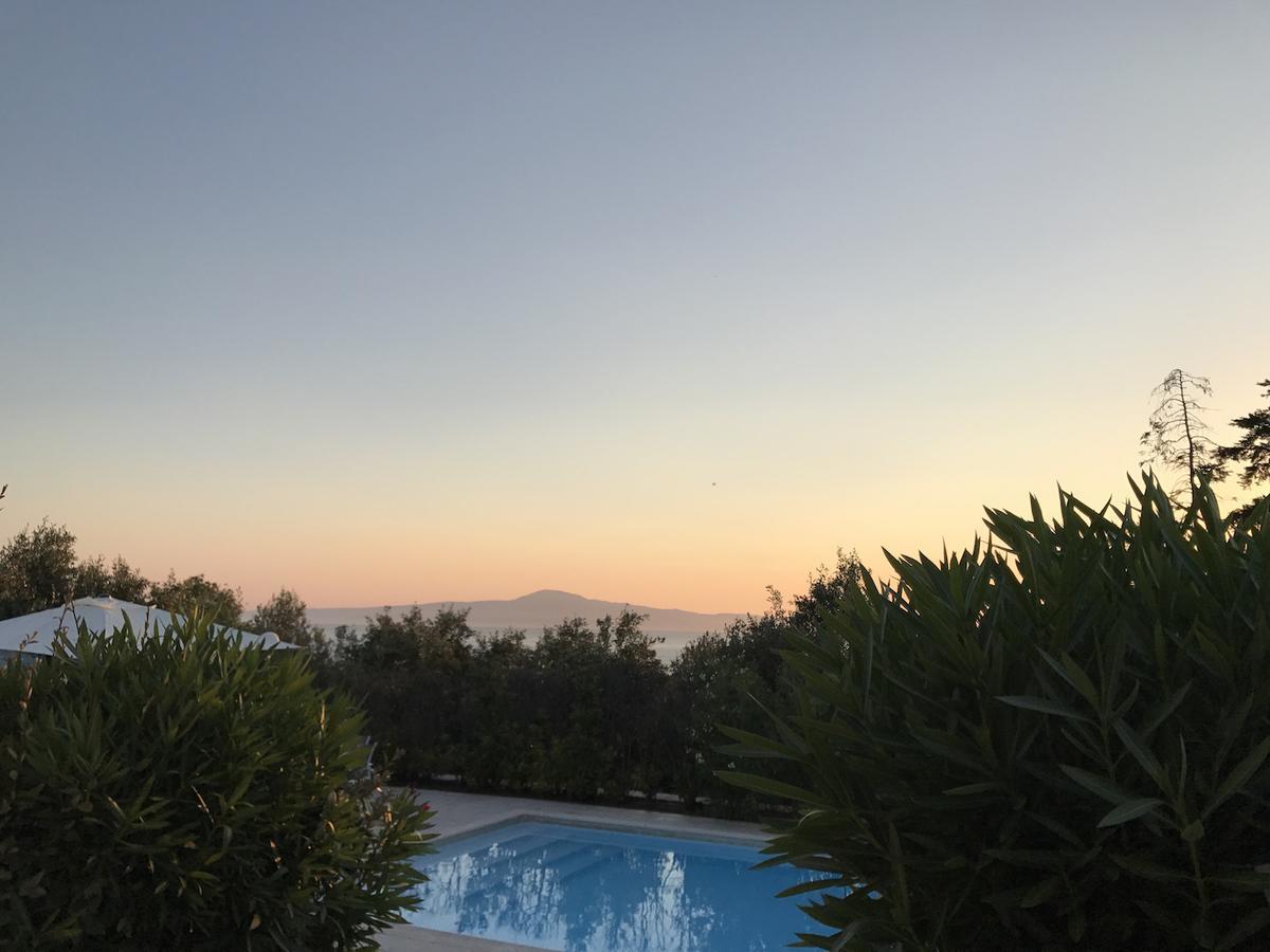 Irimar Retreat Managed By Hilltop Residences Μικρά Μαντίνια Εξωτερικό φωτογραφία